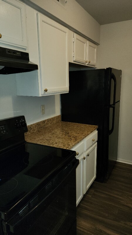 Foto del edificio - 310 Orchard Trace Ln