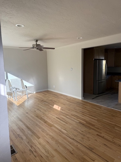 Building Photo - 1590 Hall Ave