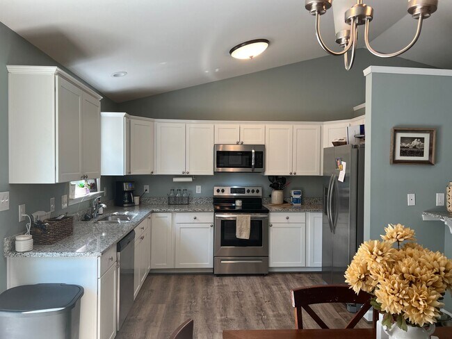 Building Photo - Sought after Waterfront Community in Colonial Beach