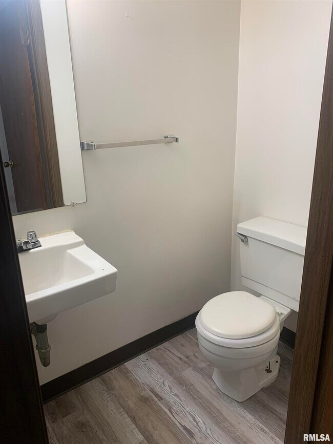Foto del edificio - 3226 N Molleck Dr