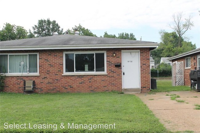 Building Photo - 10736 Tropic Dr