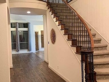 FirstEntryInside - 5529 Bentrose Dr