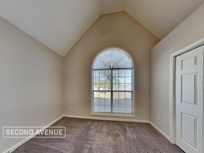 Foto del edificio - 1008 Maria Dr