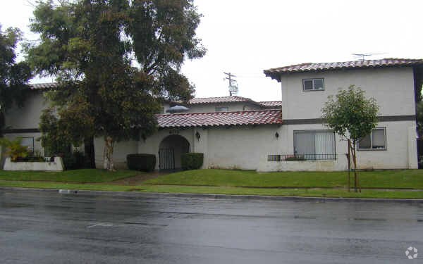 Foto del edificio - 602 S Walnut Ave
