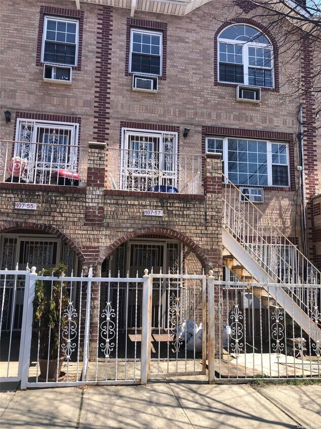 Primary Photo - 107-57 157th St