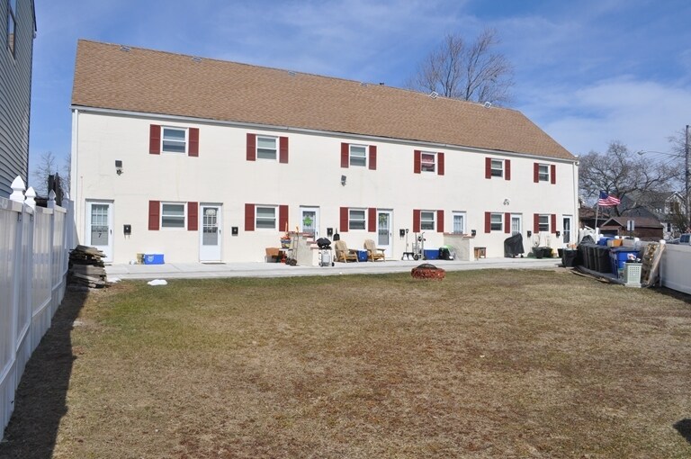 Primary Photo - 45 Center St