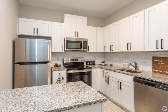 SHC- 3x3 Deluxe Kitchen 2 - Seahawk Cove Apartments