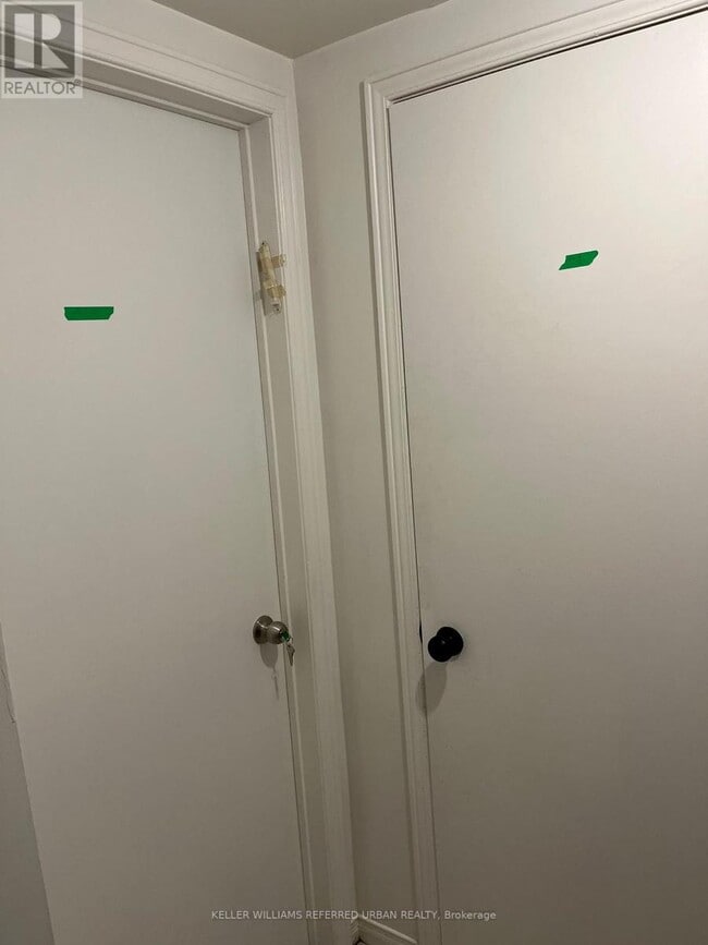 Building Photo - 98 Frontenac Ave