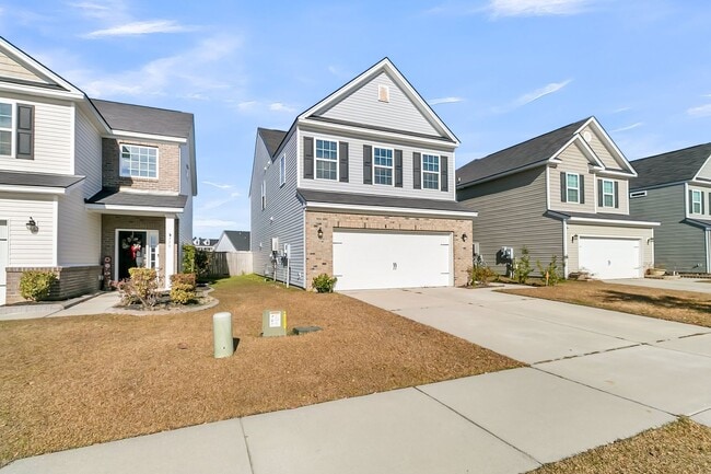 Building Photo - Meticulous 3 Bedroom Home in Lindera Prese...