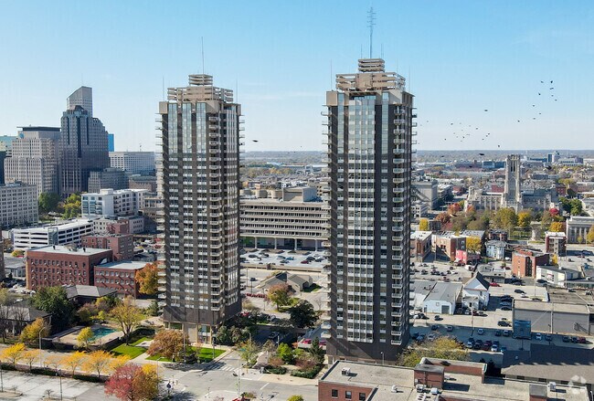 Foto del edificio - Riley Towers