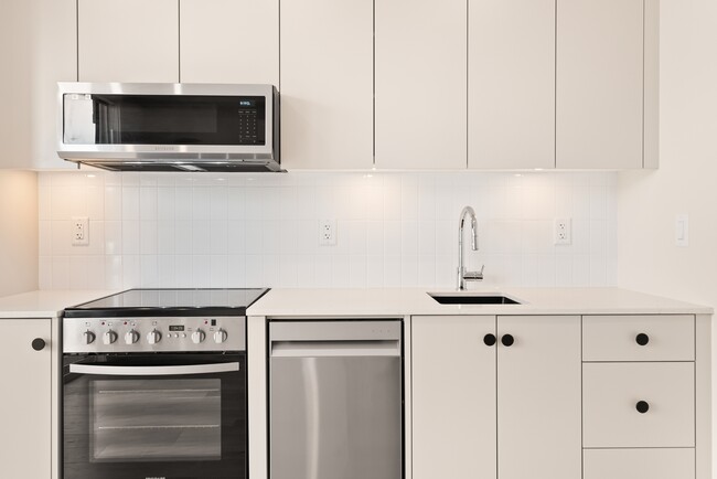 Photo du bâtiment - 45511-45511 Campus Dr