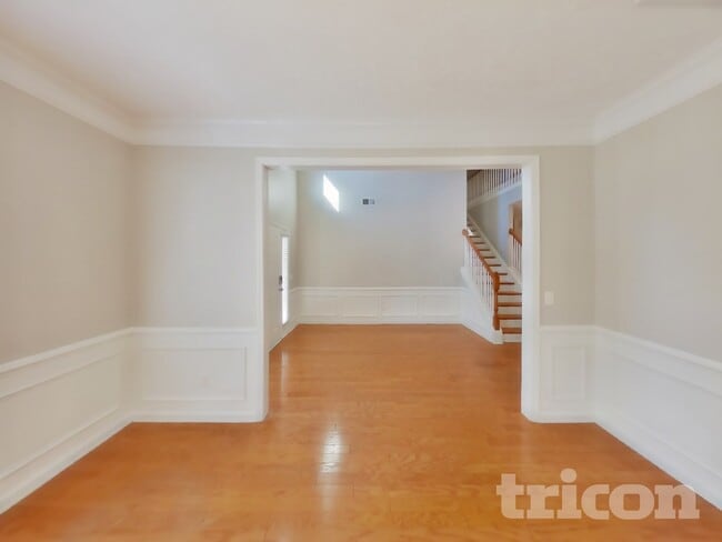 Building Photo - 237 Berkeley Ridge Dr