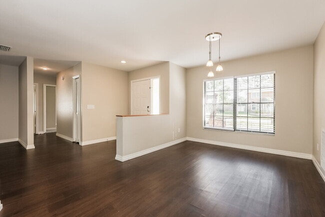 Building Photo - 5337 Northdale Blvd