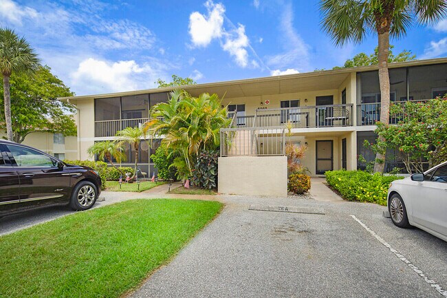 Building Photo - 6568 Chasewood Dr