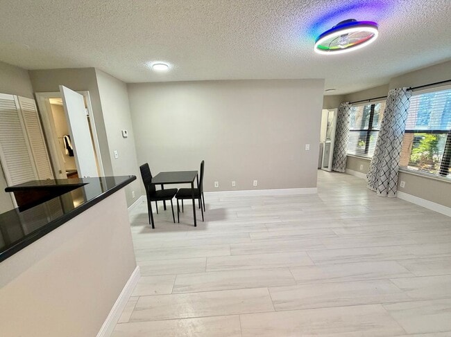 Building Photo - 2900 S University Dr