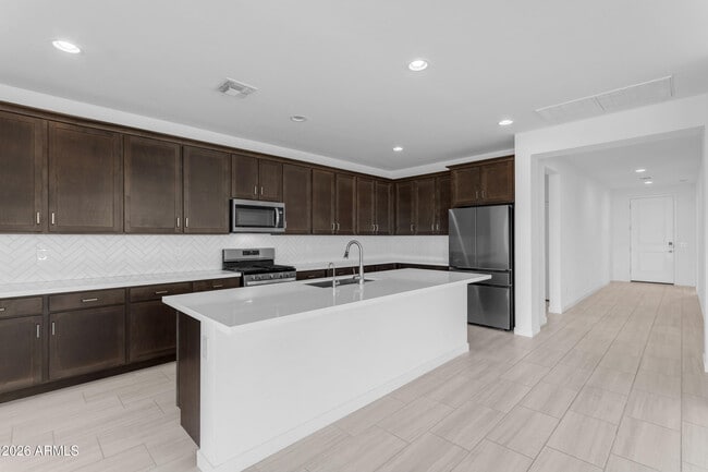 Building Photo - 15035 S 178th Dr