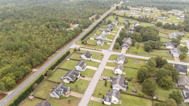 Building Photo - 133 Lockwood Dr