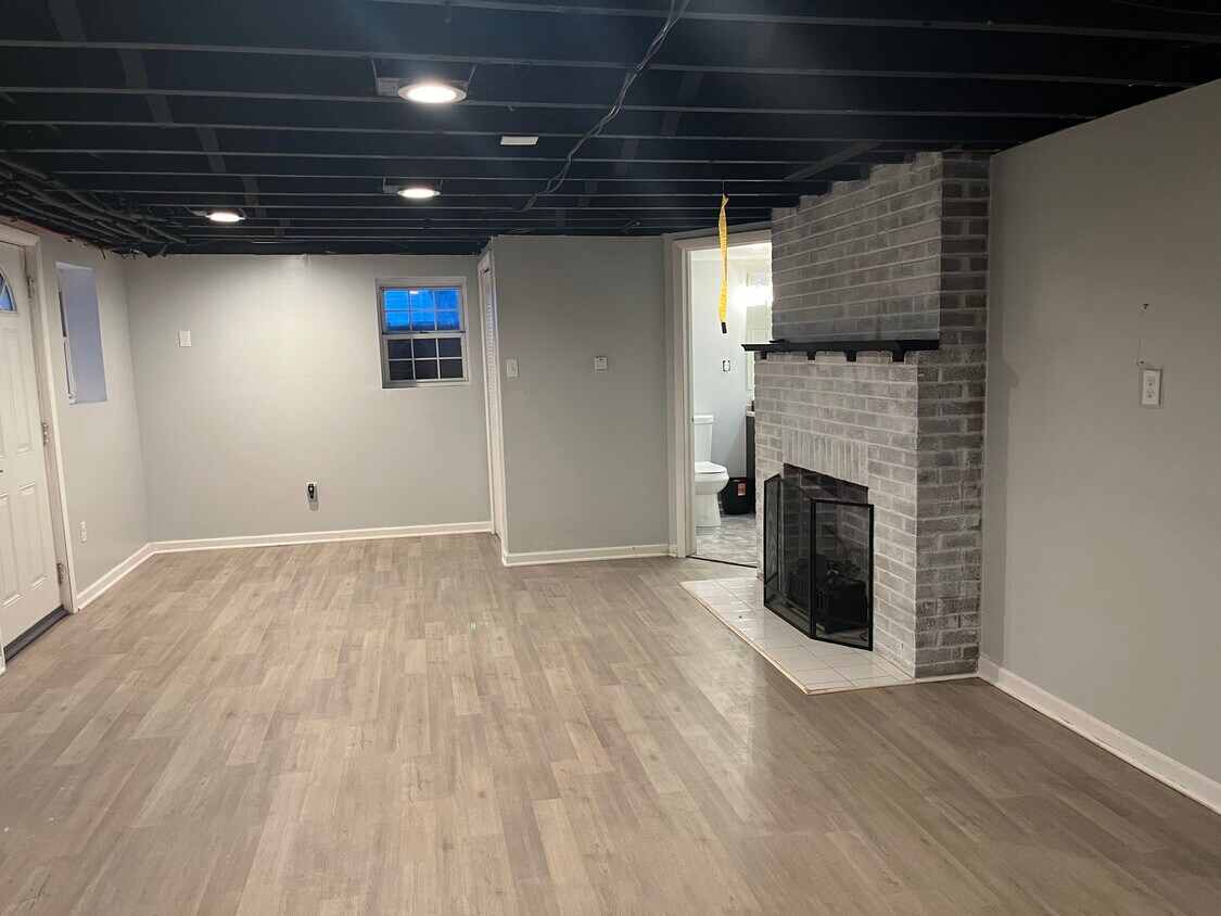 Foto principal - 538 Central Ave