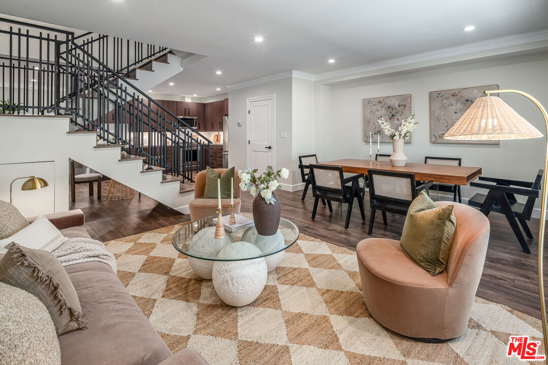 Foto principal - 1153 Beachwood Dr