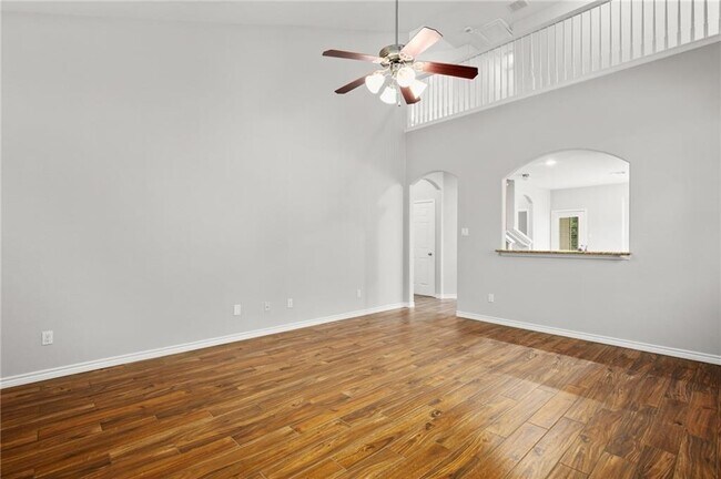 Building Photo - 630 W 34th St