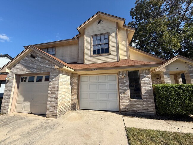 Building Photo - 1310 Opal Rd