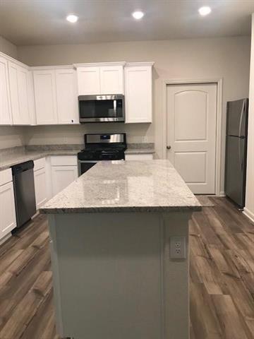 Foto del edificio - 1305 Parker Dr