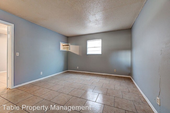 Foto del edificio - 2478 NW 23rd St