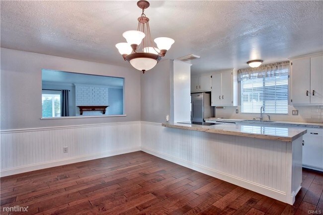 Building Photo - 3 br, 2 bath House - 3201 Washington Ave