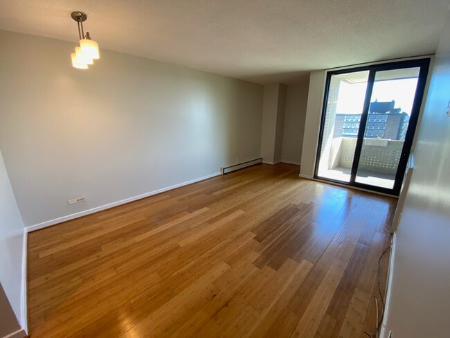 Living Room/Dining Room - 240 M St SW Apartments