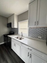 Building Photo - 3935 Catalpa St