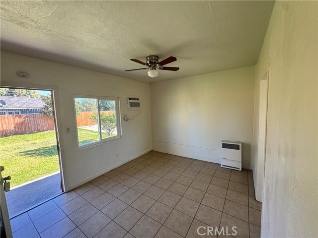 Building Photo - 14880 Randall Ave