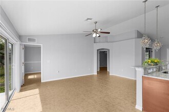 Building Photo - 821 Casino Ave