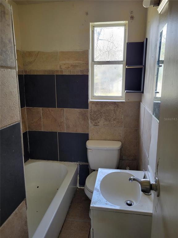 Foto del edificio - 1783 W 3rd St