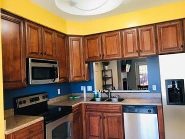 Foto del edificio - 409 Wrought Iron Bend