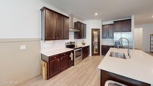 Foto del edificio - 2768 Pointed Leaf Rd