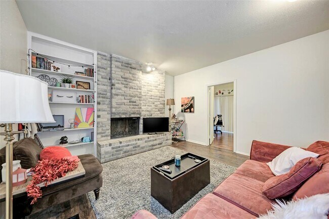 Foto del edificio - 3102 Cedar St