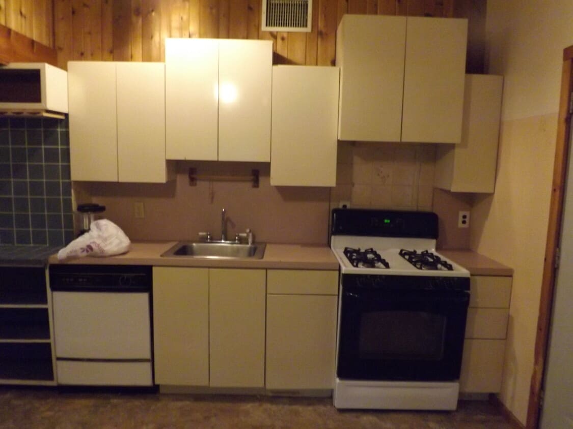 Kitchen - 55 Deer Path Rd