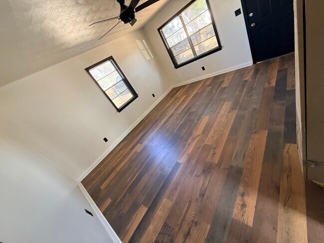 Foto del edificio - 232 Oregon St