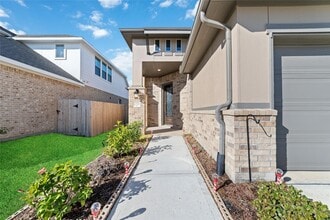 Building Photo - 20538 Laila Manor Ln