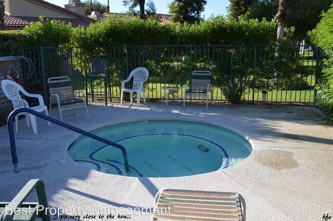 Building Photo - 3 br, 2 bath House - 2693 N. Whitewater Cl...