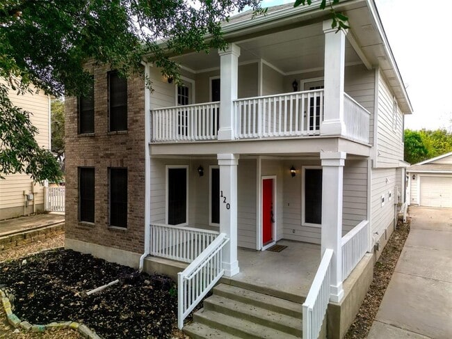 Building Photo - 120 Kirkland
