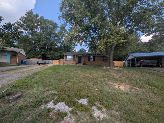 Building Photo - 105 Woodland Park Cir