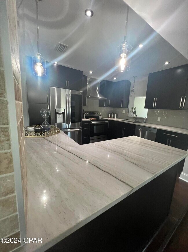 Foto del edificio - 1528 Oak Ave