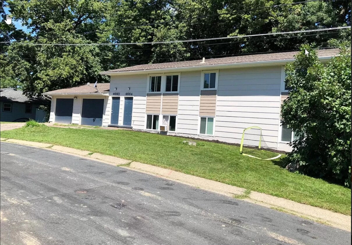 4664 Suffolk Rd, Mound, MN 55364 Townhome Rentals in Mound MN