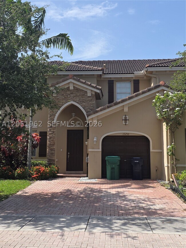 Foto del edificio - 15255 SW 9th Way