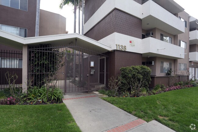 Landmark Apartments Apartments Los Angeles, CA