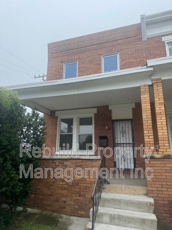 Building Photo - 2867 Lake Ave