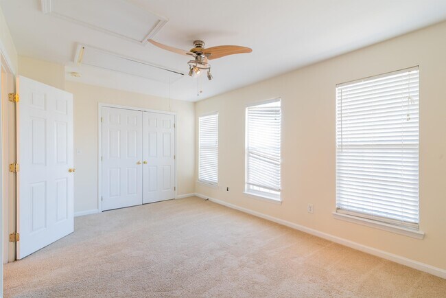 Building Photo - 12014 Duke Lancaster Dr