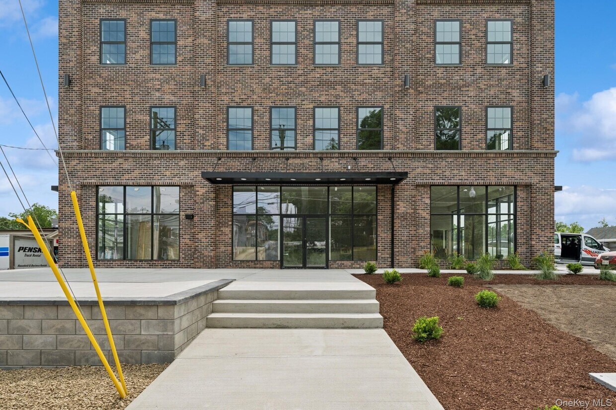 Foto principal - 153 Greenwich Ave