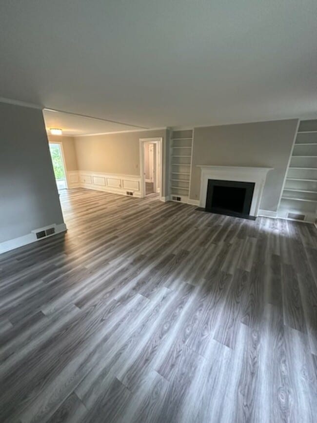 Photo - 2670 Grosvenor Pl Townhome